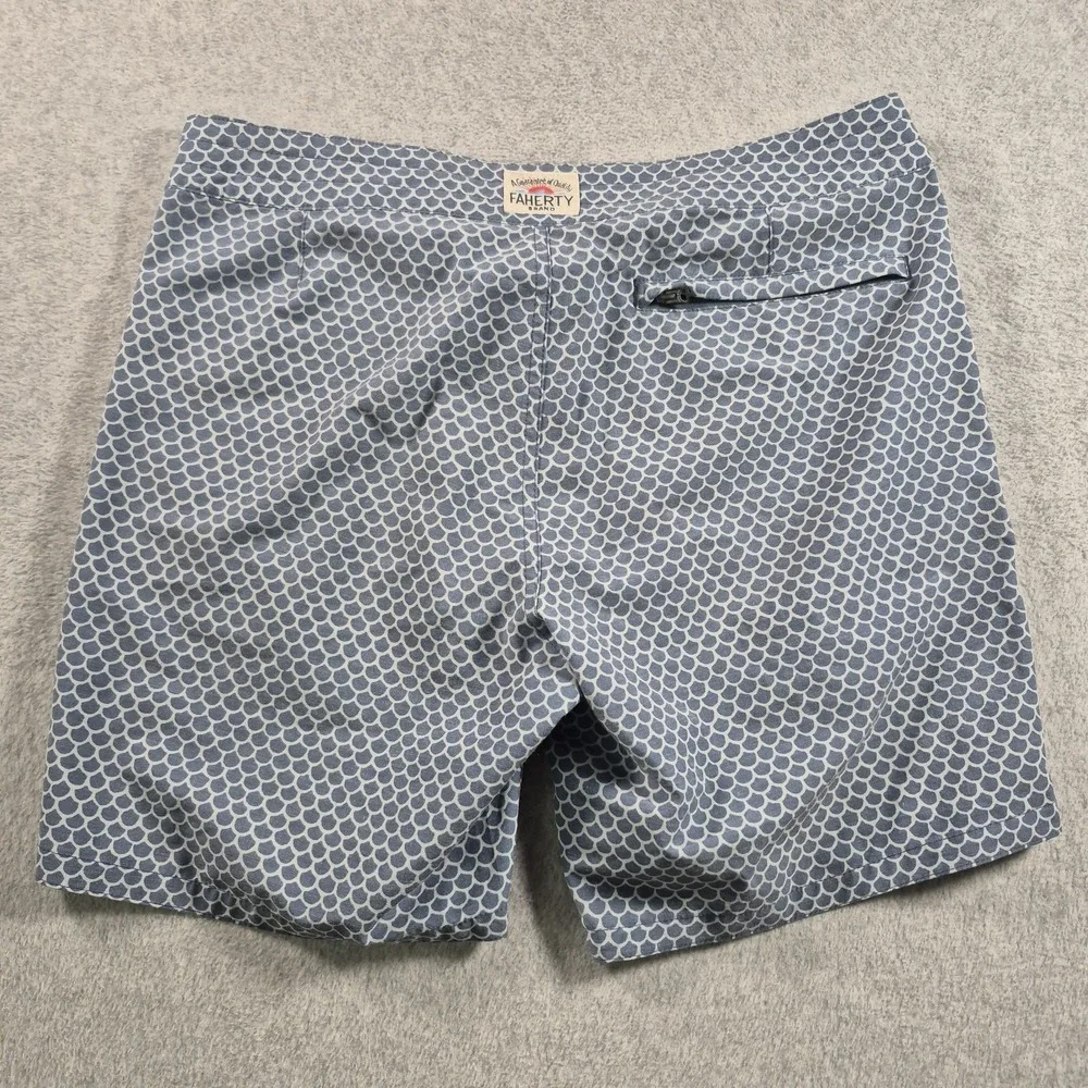 Faherty Classic Board Shorts Mens 33 Fish Scale Batik Swim Trunks Blue Surf
